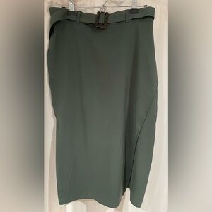 APRICOT Forest Green Skirt with slit and belt
Size 8